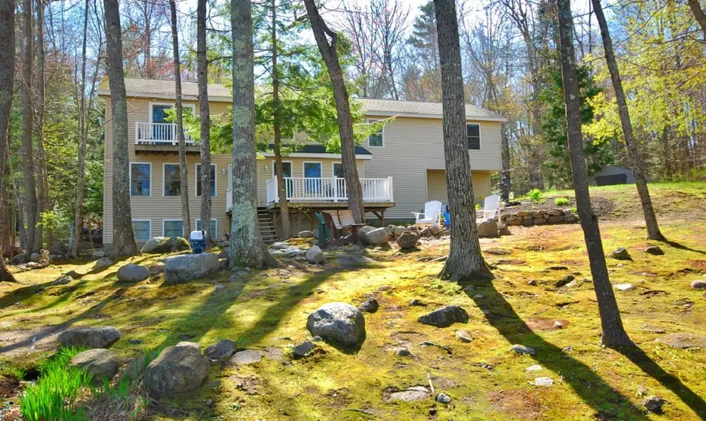 73 Swans Road Raymond ME 04071