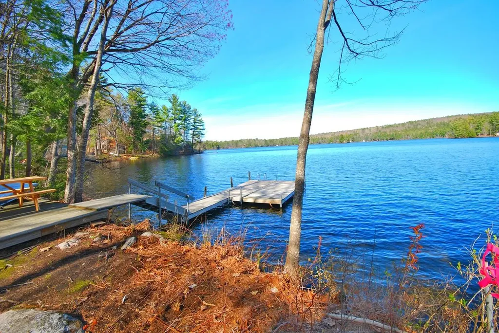 73 Swans Road Raymond ME 04071