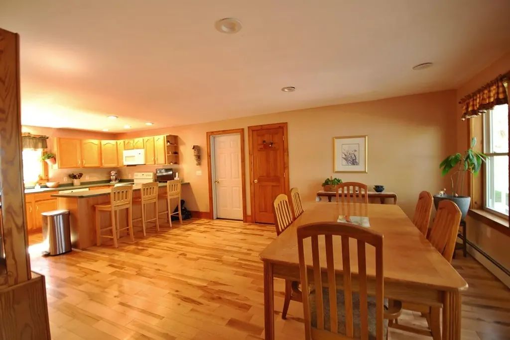 73 Swans Road Raymond ME 04071