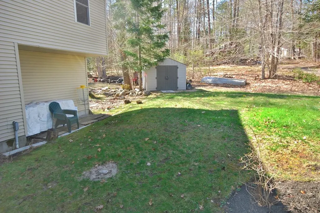 73 Swans Road Raymond ME 04071