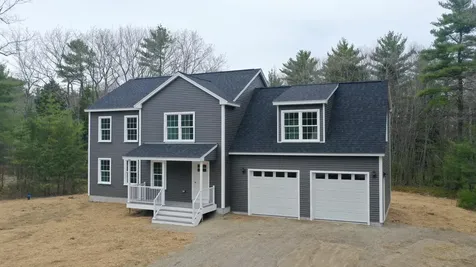 31 Deerfield Drive Brunswick ME 04011
