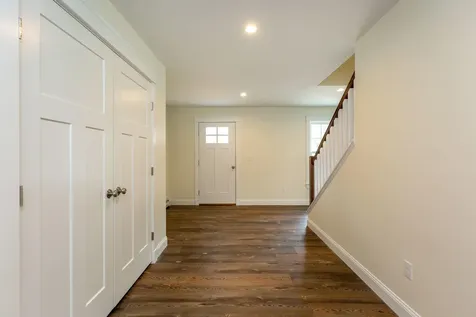 31 Deerfield Drive Brunswick ME 04011