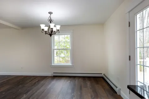 31 Deerfield Drive Brunswick ME 04011