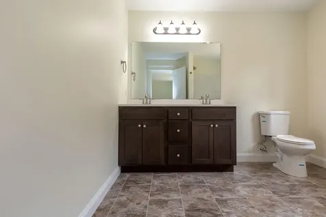 31 Deerfield Drive Brunswick ME 04011
