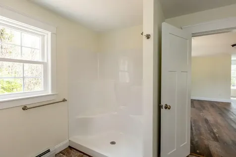 31 Deerfield Drive Brunswick ME 04011