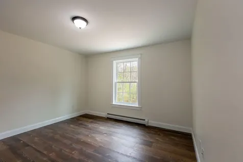 31 Deerfield Drive Brunswick ME 04011