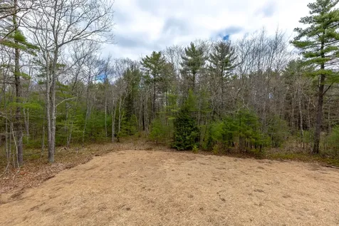 31 Deerfield Drive Brunswick ME 04011