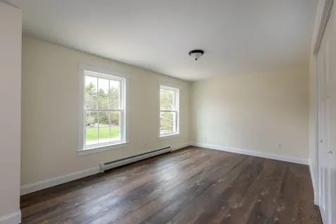 31 Deerfield Drive Brunswick ME 04011