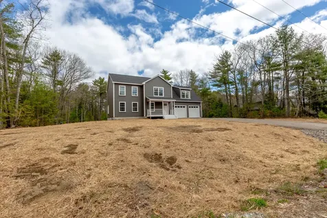 31 Deerfield Drive Brunswick ME 04011