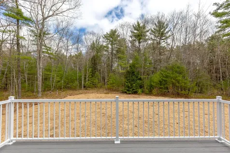 31 Deerfield Drive Brunswick ME 04011