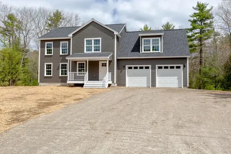31 Deerfield Drive Brunswick ME 04011