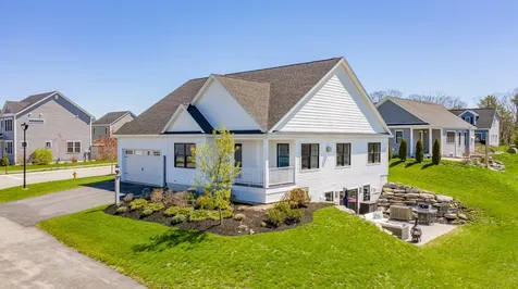 26 Clipper Street Cumberland ME 04110