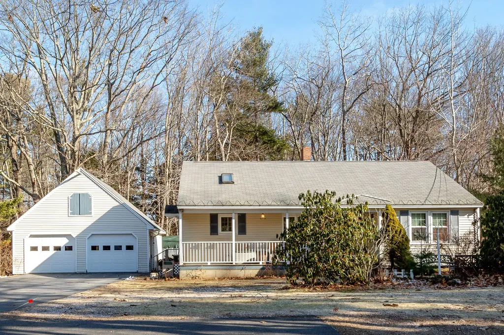 77 Two Rod Road Scarborough ME 04074