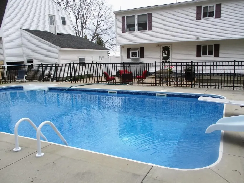 321 Cobbossee Road Monmouth ME 04259