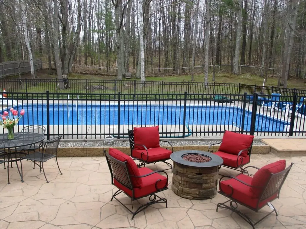 321 Cobbossee Road Monmouth ME 04259