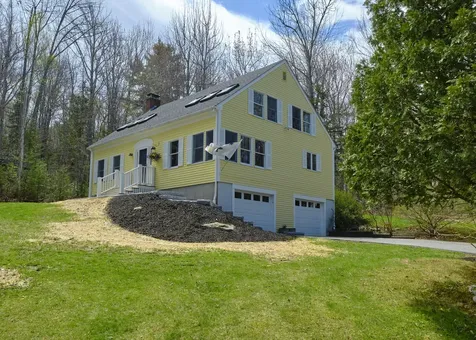 10 Hoffses Drive Camden ME 04843