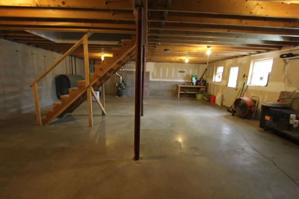 494 Wingood Road Windsor ME 04363