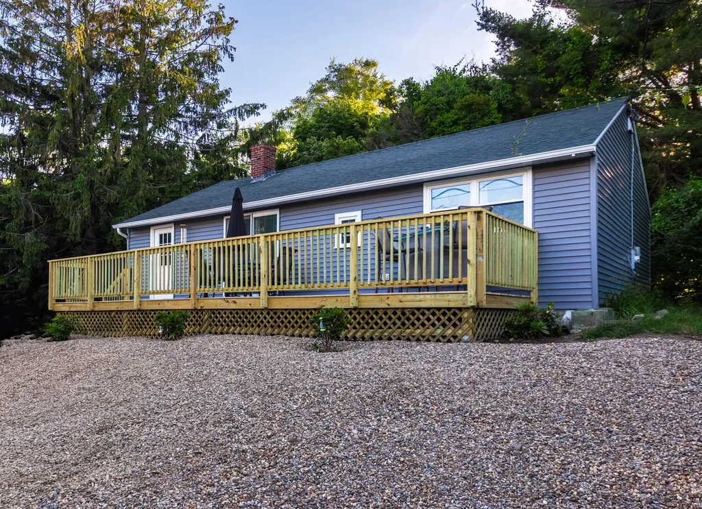 136 Cycad Avenue York ME 03909