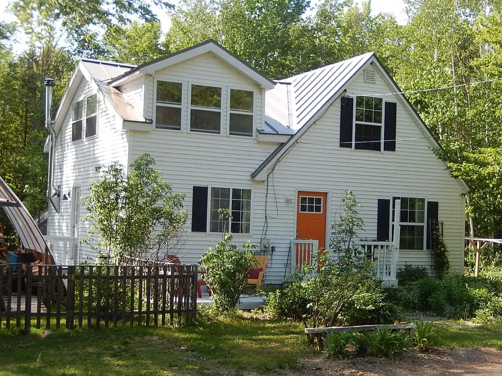 18 Hillside Lane Albion ME 04910