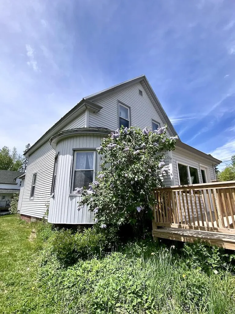 28 School Street Rangeley ME 04970