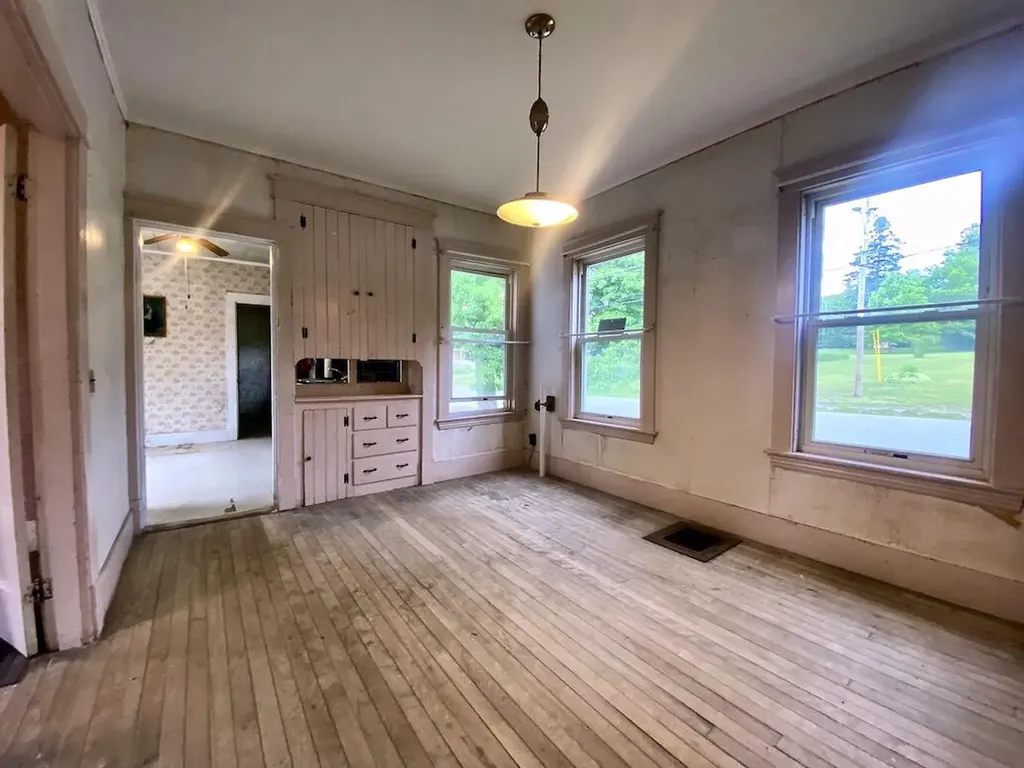 28 School Street Rangeley ME 04970