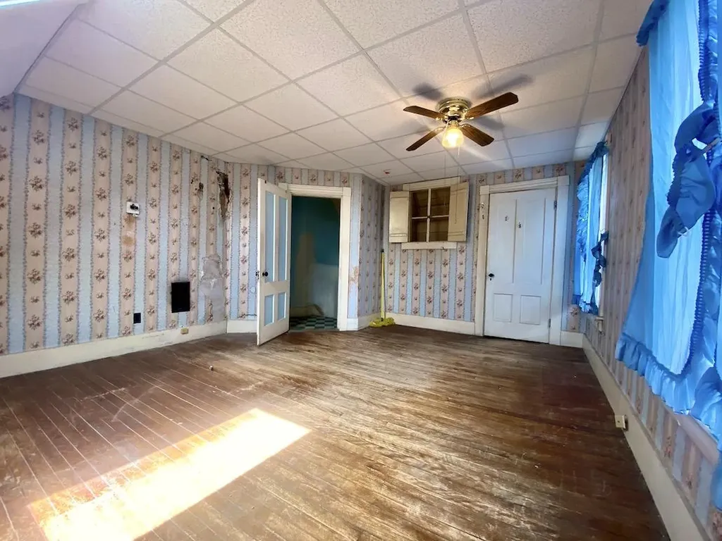 28 School Street Rangeley ME 04970