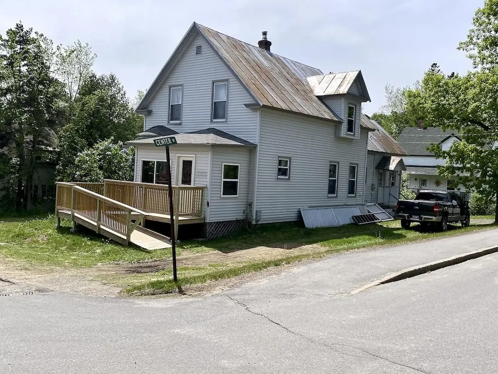 28 School Street Rangeley ME 04970