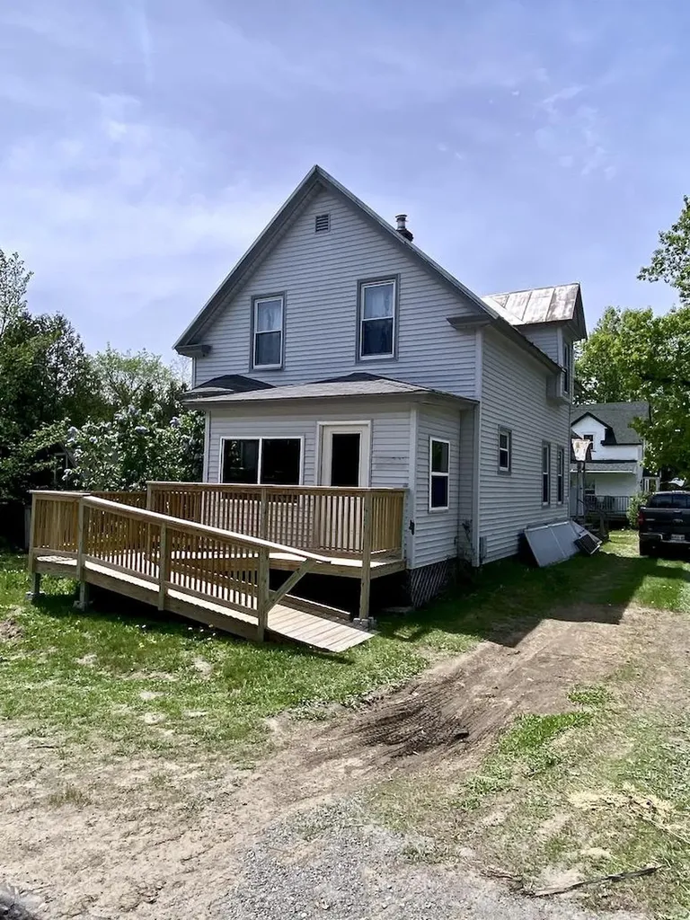 28 School Street Rangeley ME 04970