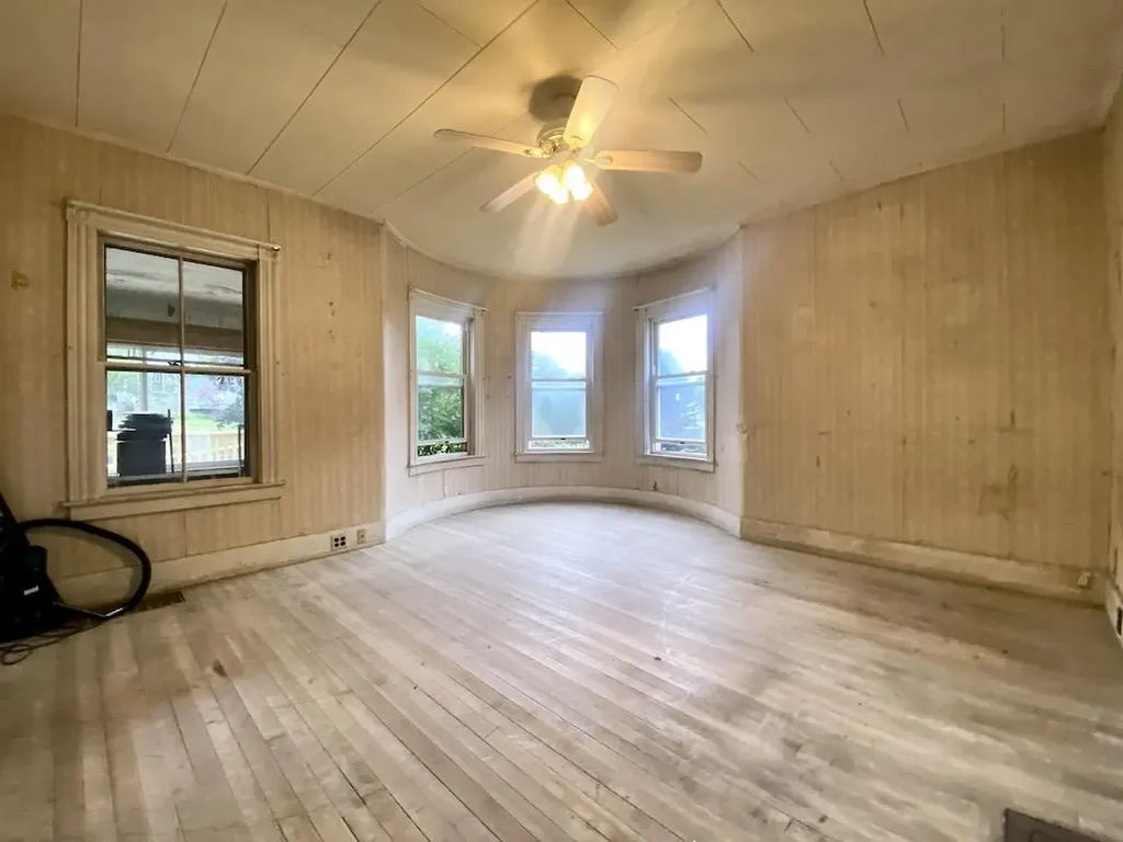 28 School Street Rangeley ME 04970