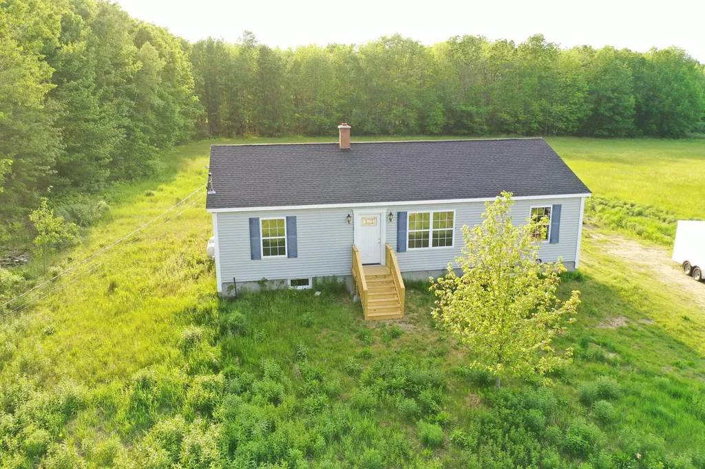 367 Main Street Monmouth ME 04259