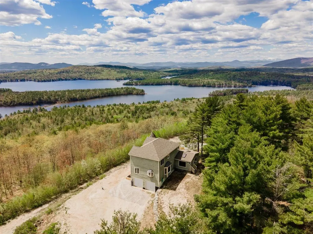 75 Farnum Lane Sebago ME 04029