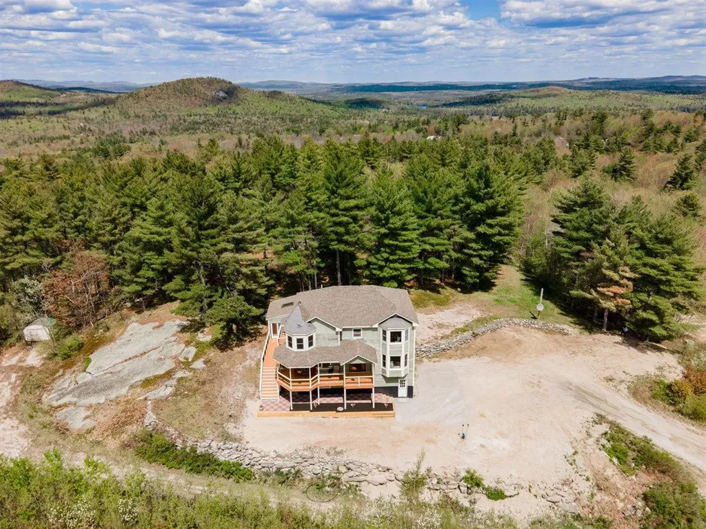 75 Farnum Lane Sebago ME 04029