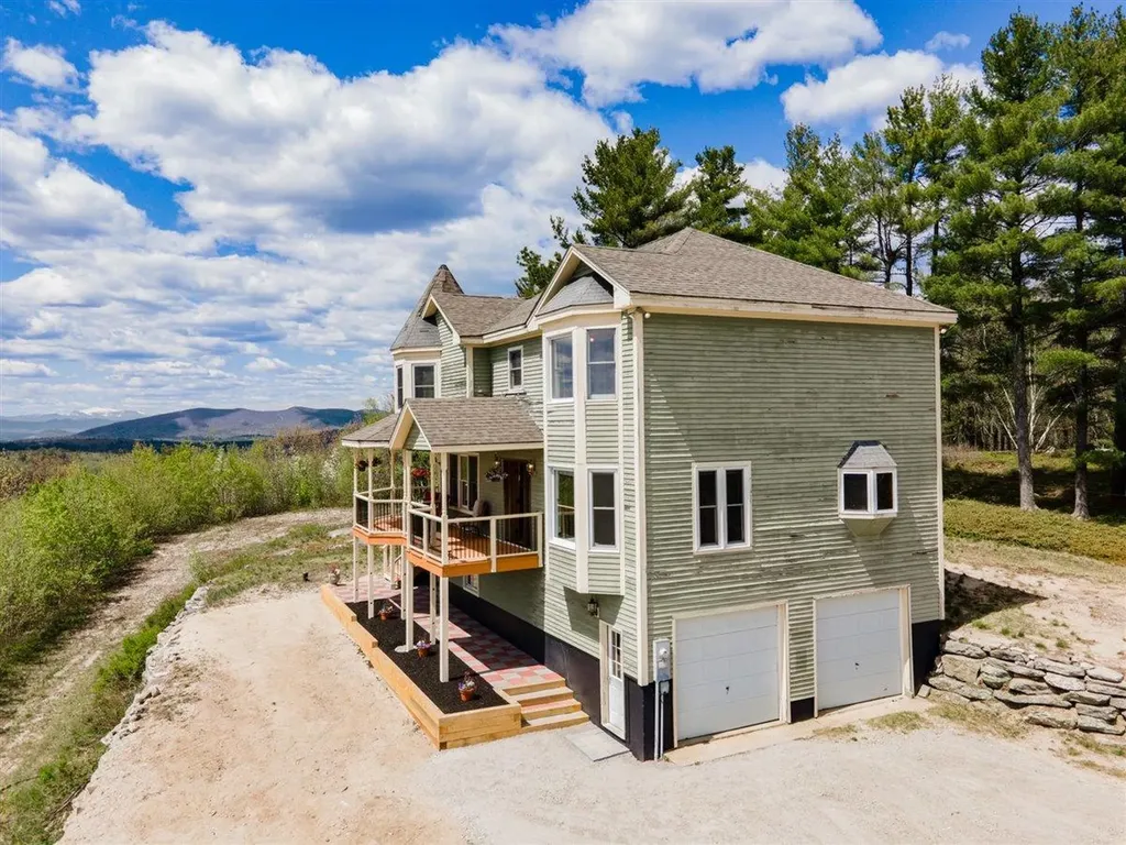 75 Farnum Lane Sebago ME 04029