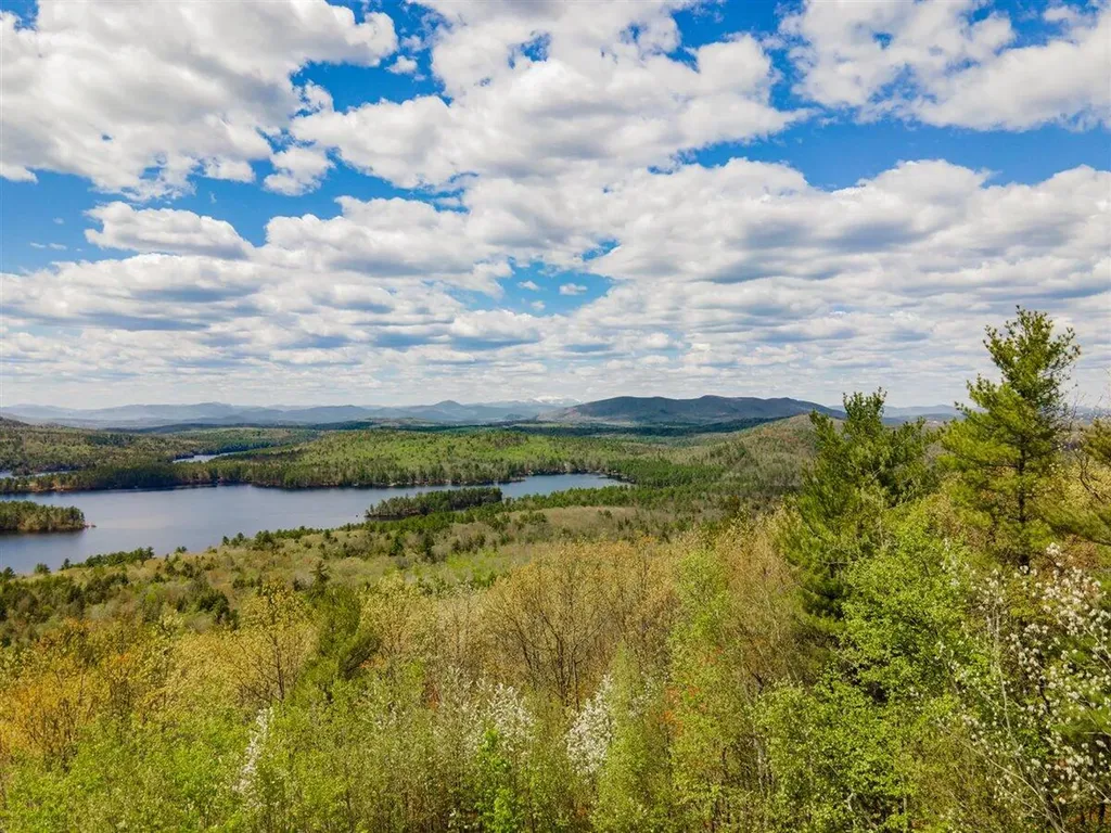 75 Farnum Lane Sebago ME 04029