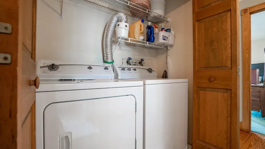 75 Farnum Lane Sebago ME 04029