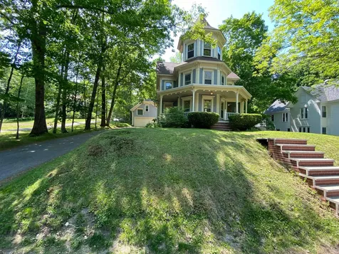 121 Dresden Avenue Gardiner ME 04345