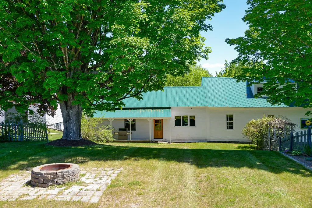 20 Evans Hill Drive Denmark ME 04022