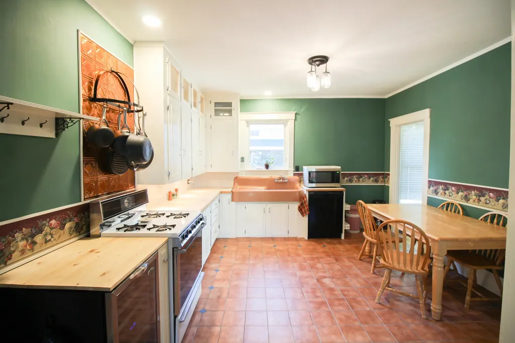 121 Elm Street Bangor ME 04401