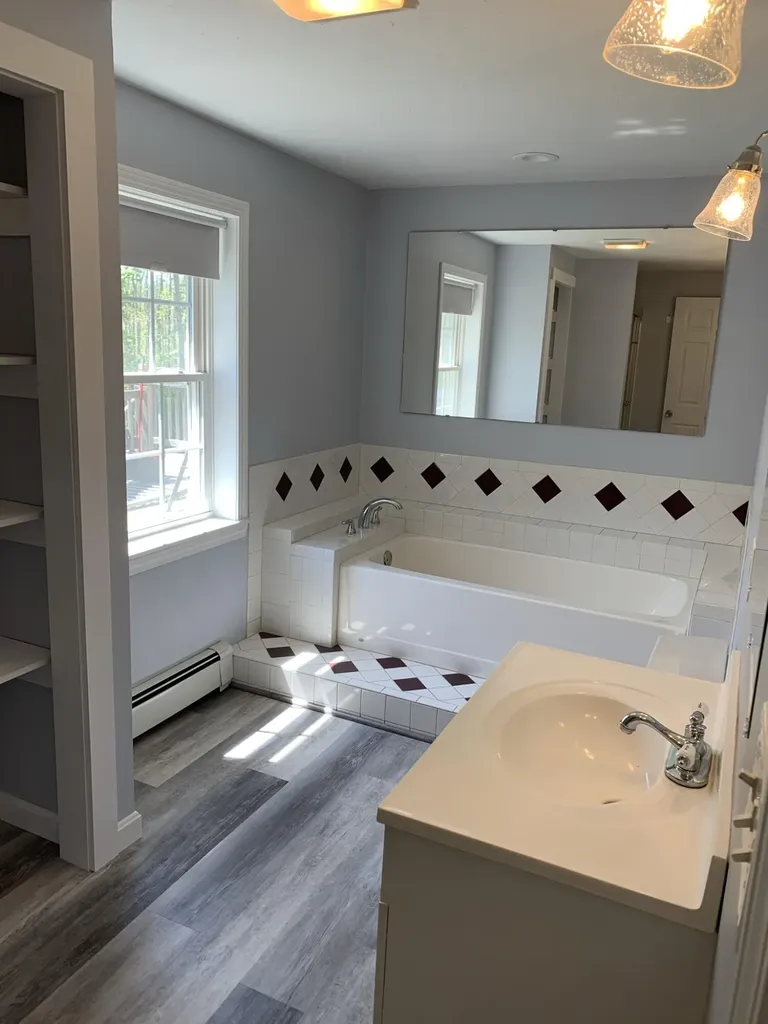 435 Elm Street Newport ME 04953