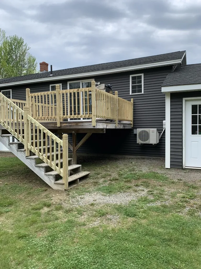 435 Elm Street Newport ME 04953