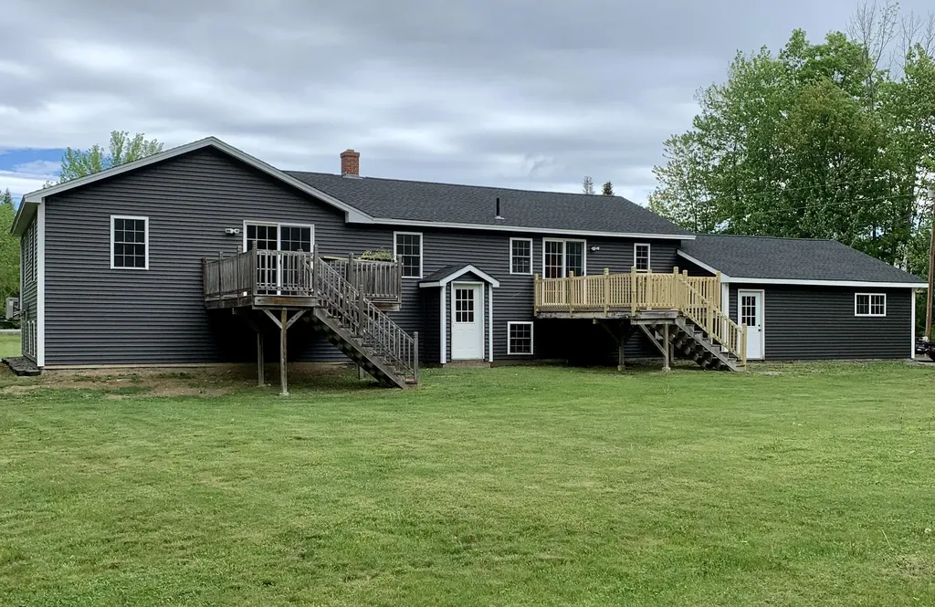 435 Elm Street Newport ME 04953