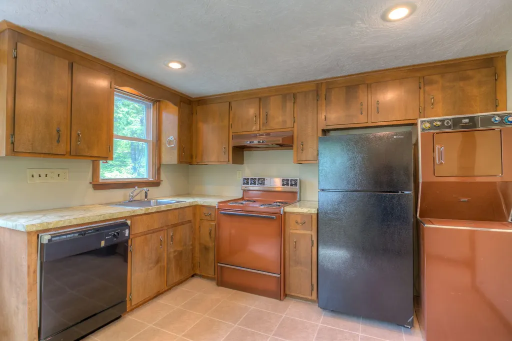 356 Pine Springs Road Shapleigh ME 04076