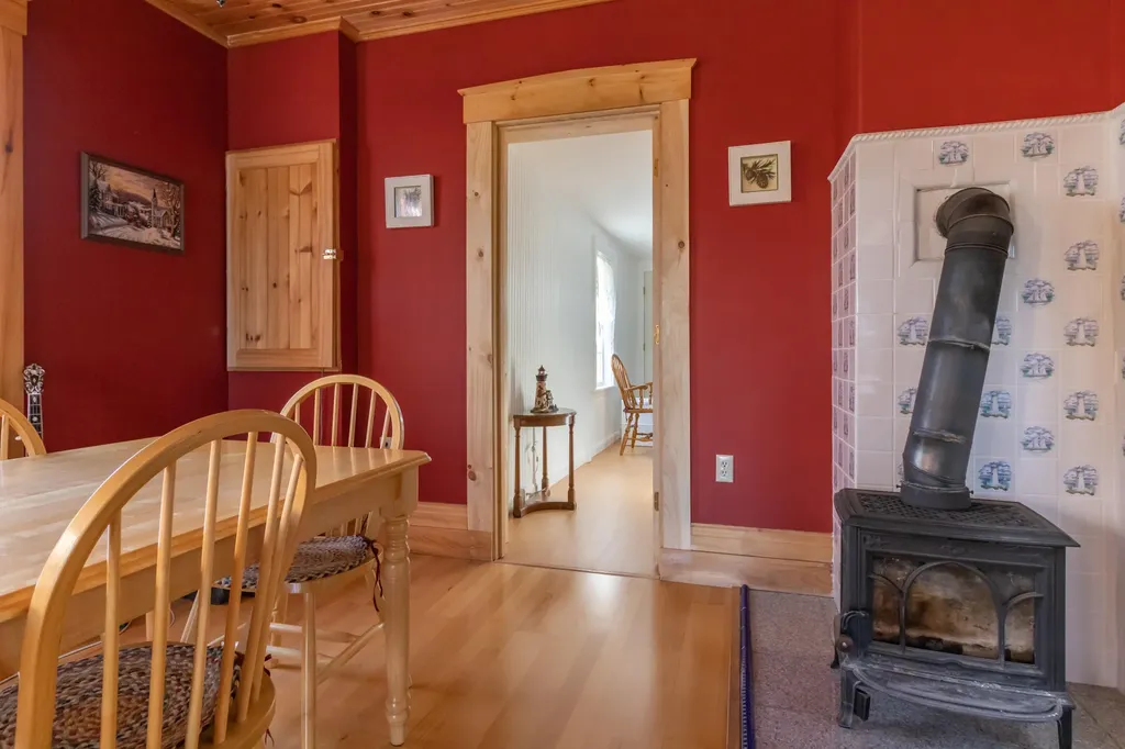 245 E Main Street Searsport ME 04974
