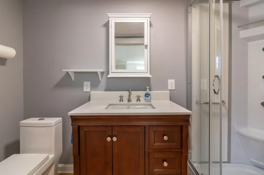 245 E Main Street Searsport ME 04974