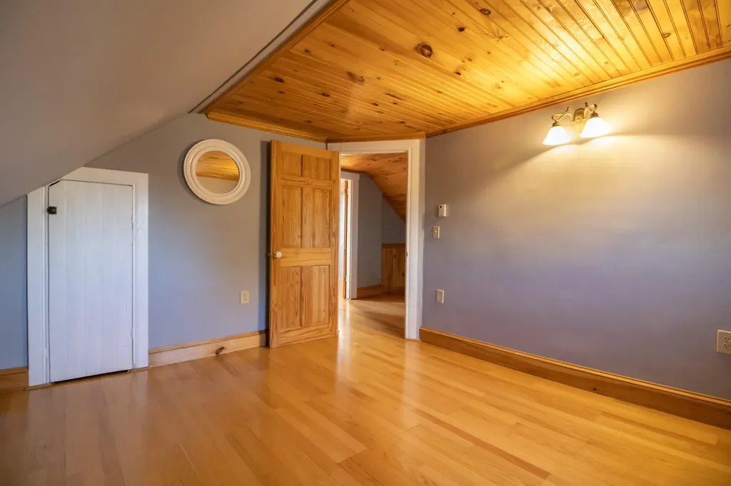 245 E Main Street Searsport ME 04974