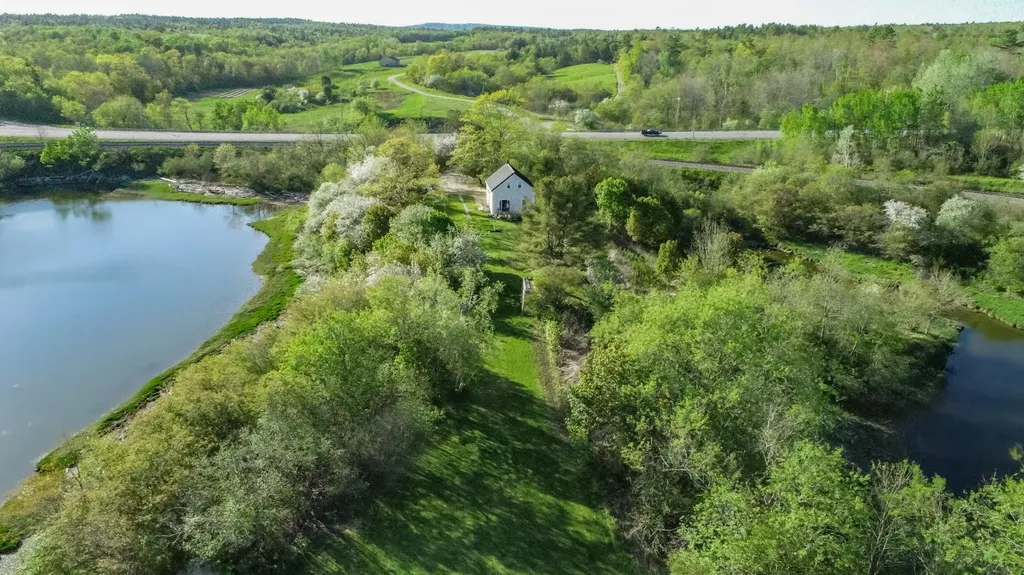 245 E Main Street Searsport ME 04974