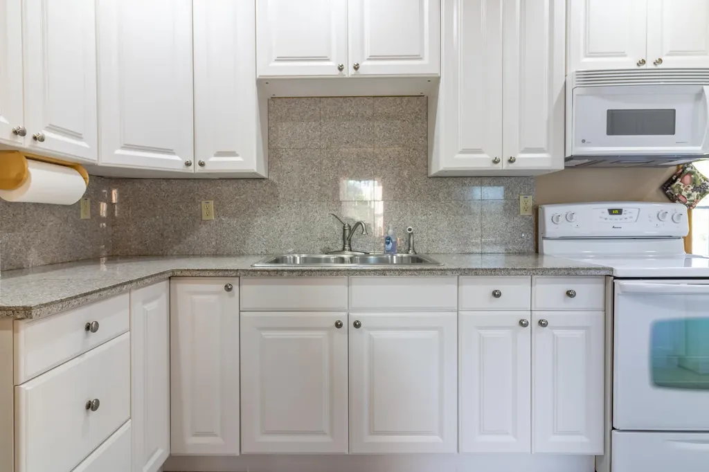 245 E Main Street Searsport ME 04974