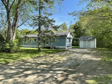 87 River Road Topsham ME 04086