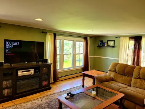 535 River Avenue Gardiner ME 04345