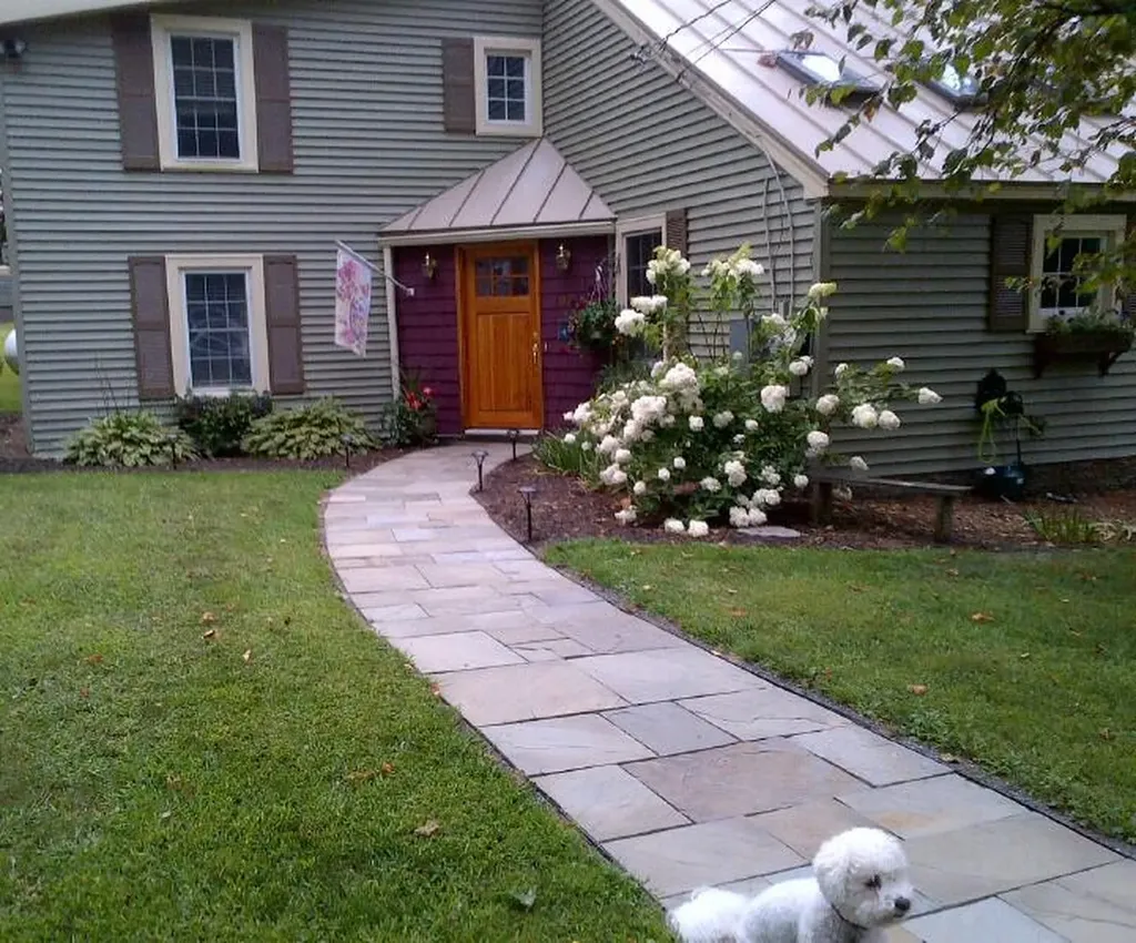93 Harold Howell Way Winthrop ME 04364
